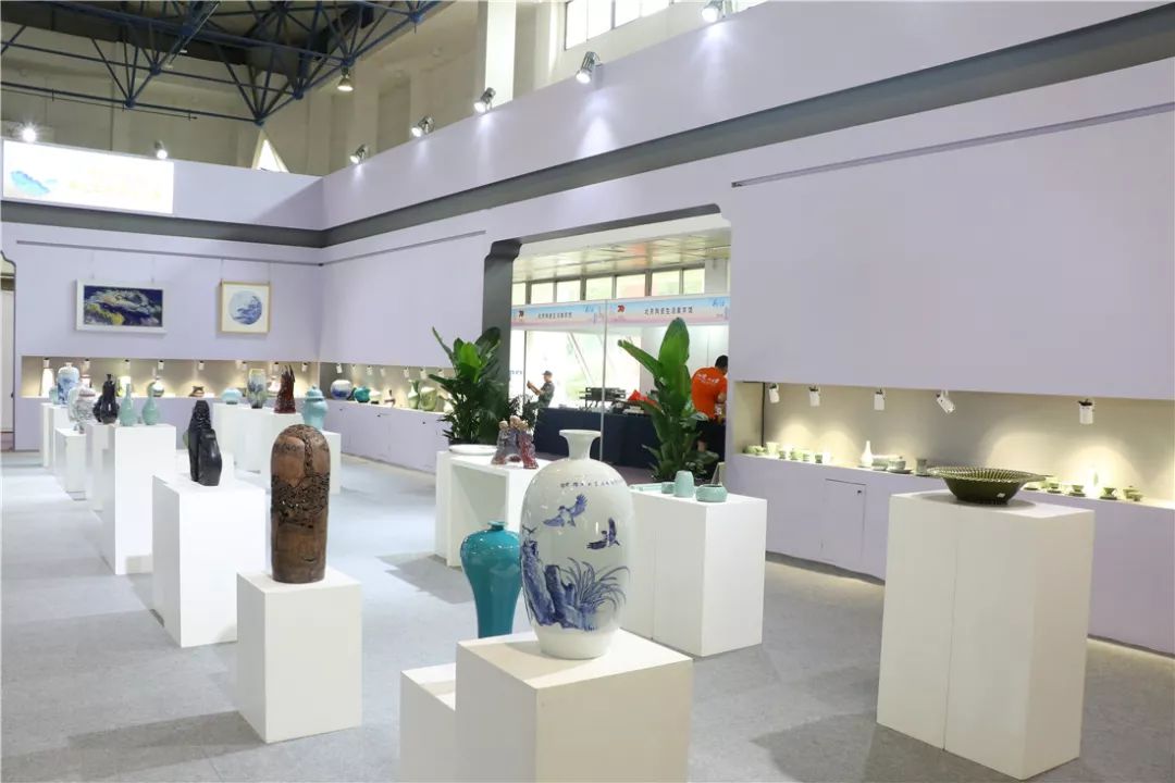2019中國(guó)國(guó)際精品陶瓷展正式開幕，“瓷”情“瓷”景動(dòng)京城